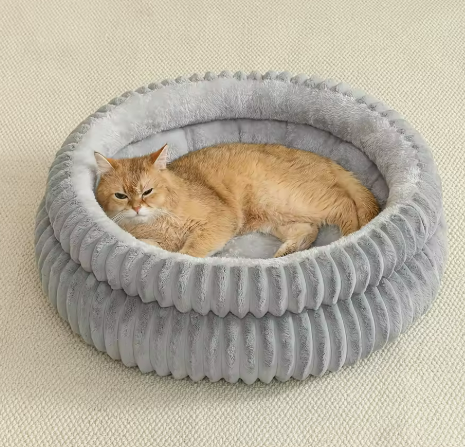 Kwispelwinkel | Zacht Pluche Kattenbed met Antislip Onderkant